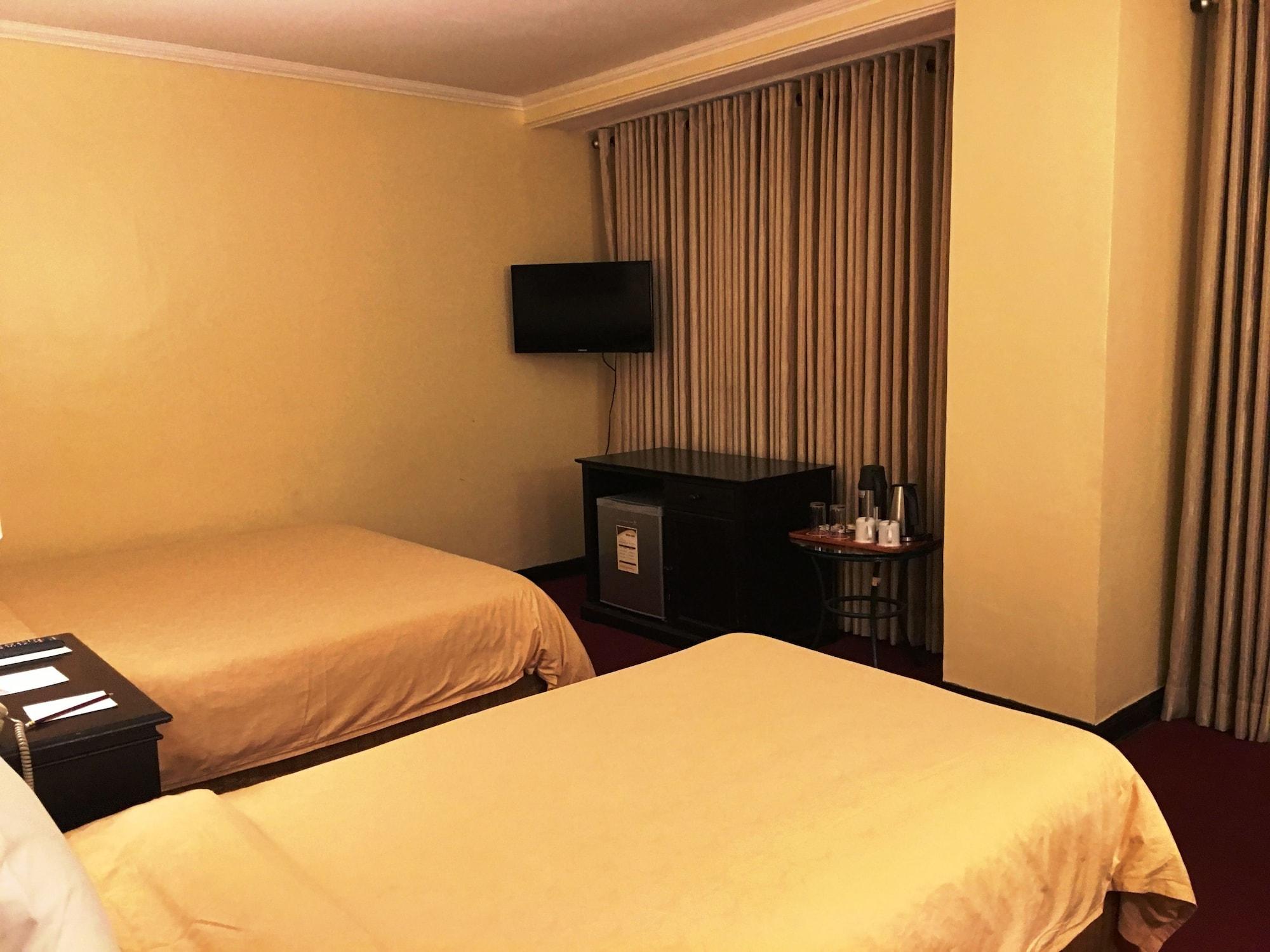 Bayview Park Hotel Manila Esterno foto