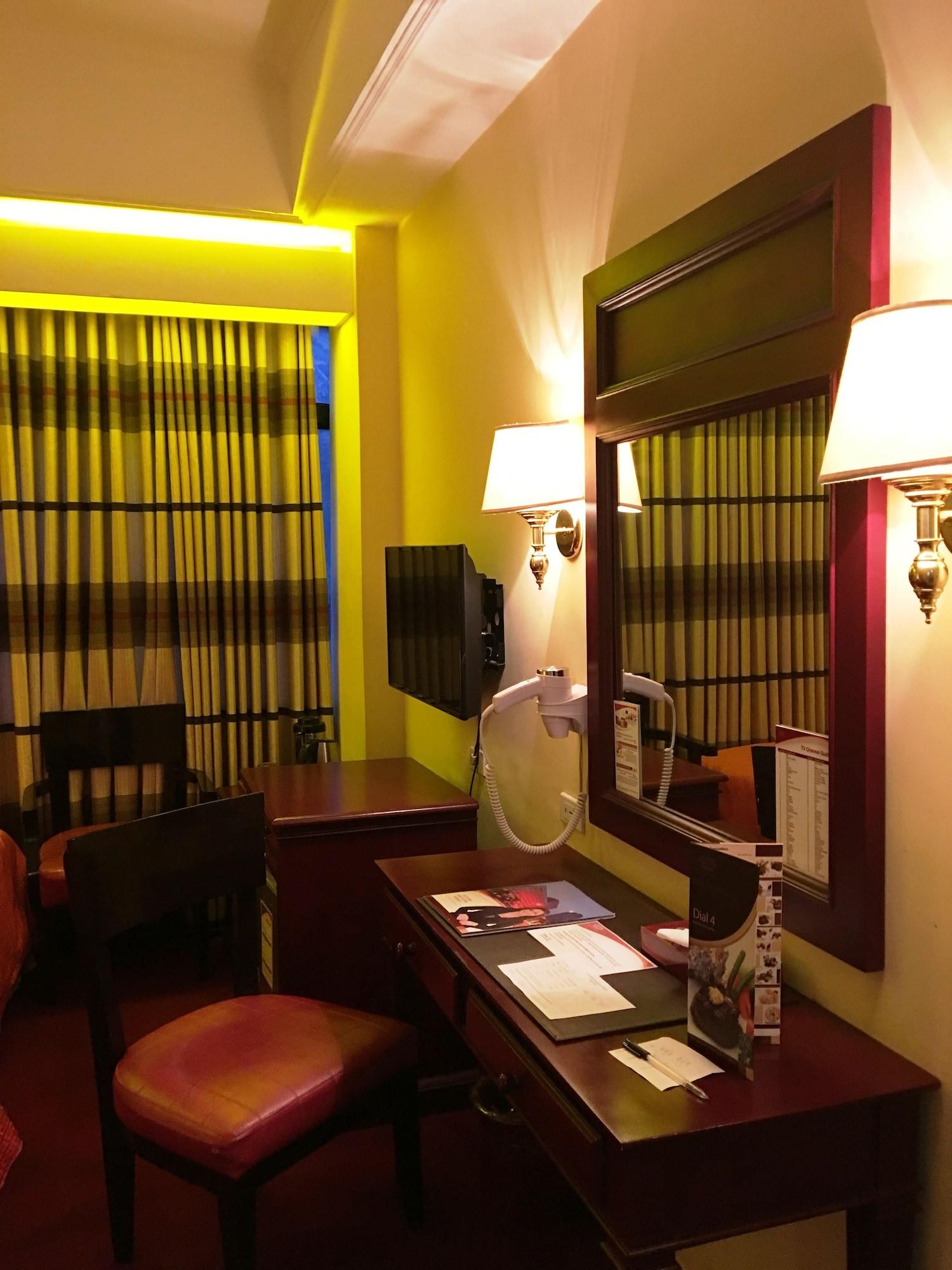 Bayview Park Hotel Manila Esterno foto