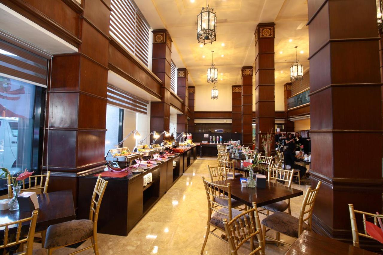 Bayview Park Hotel Manila Esterno foto